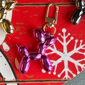 Balloon Dog Zipper Pull Charm in Metallic Purple Color